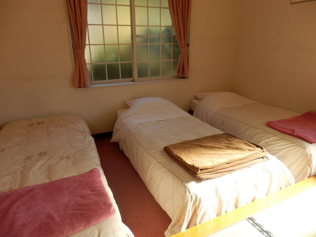 Izumi Hotel Izu  Buitenkant foto